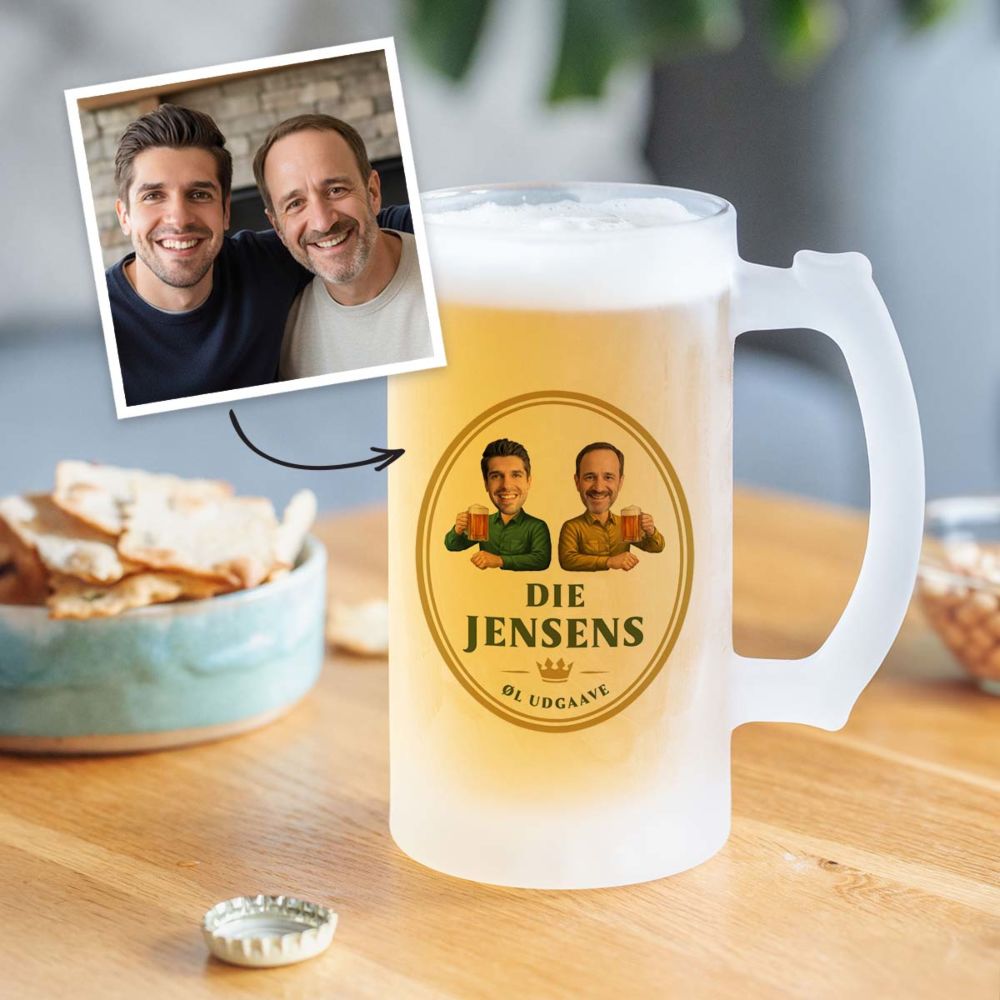 Personalisierbarer Bierkrug mit zwei Gesichtern und Logo