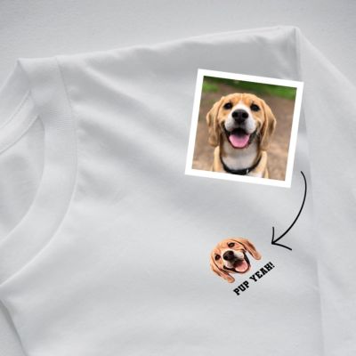 Personlig T-shirt med dit kæledyr som comic-stil