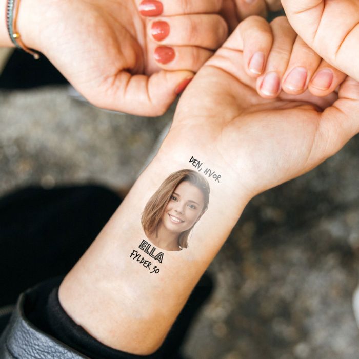 Personaliseret tatoveringssæt 4stk med ansigt og tekst main product photo