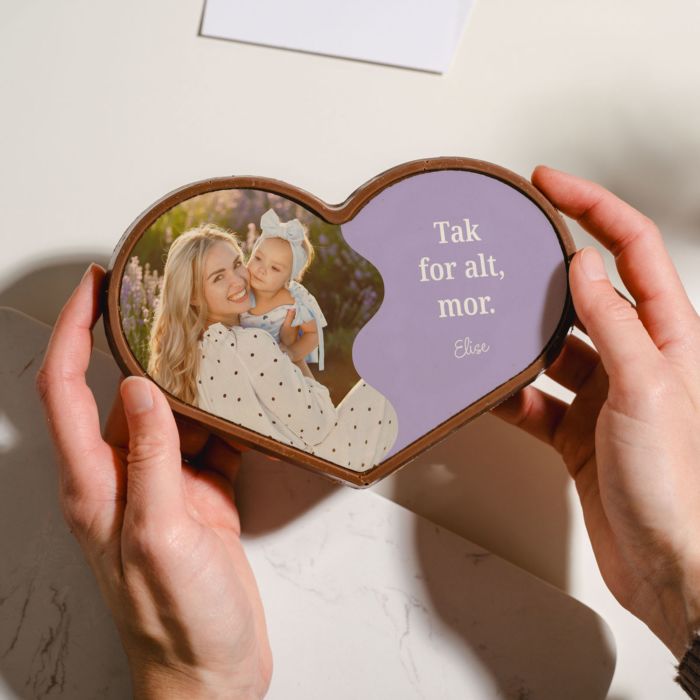 Personlig chokolade i hjerteform med foto og tekst