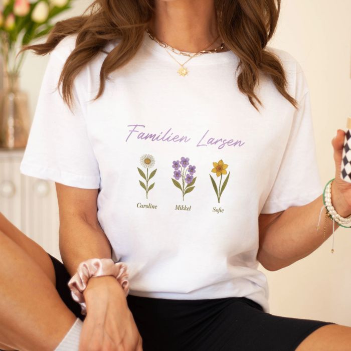 Personlig T-shirt med fødselsblomster