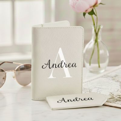 Personlig pasholder og bagagetag med monogram