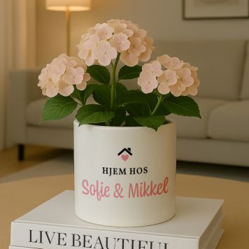 Personlig blomsterpotte med tekst og symbol