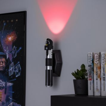 Star Wars-lyssværd til loftet