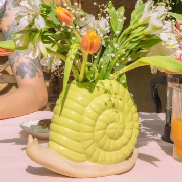 Snegleformet vase