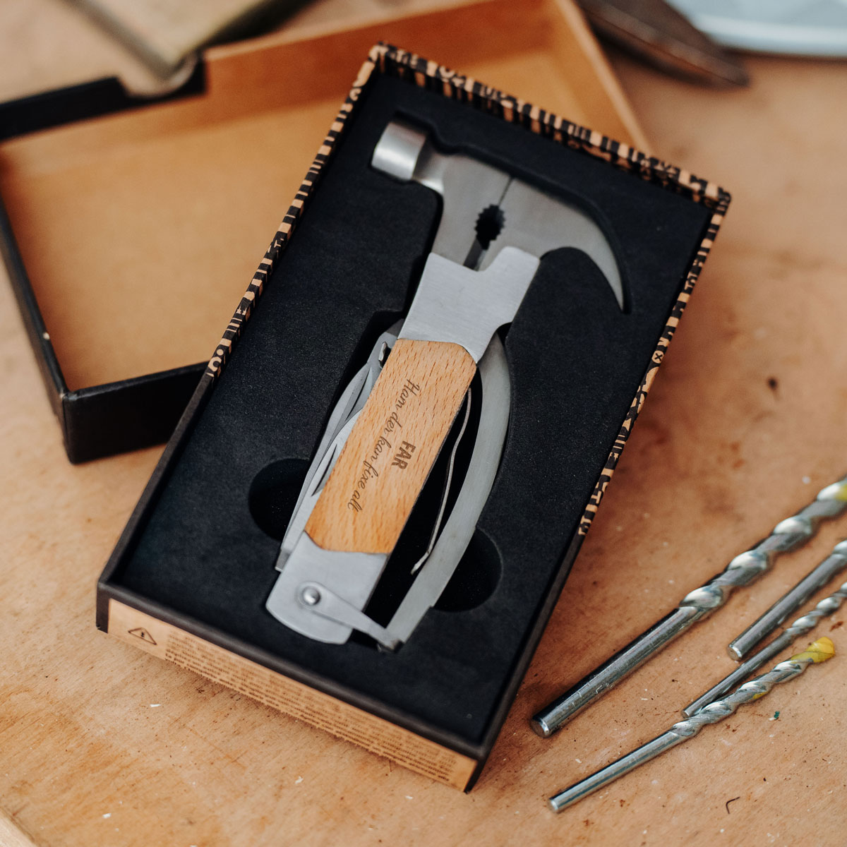 Hammer multiværktøj med indgravering Radbag.dk