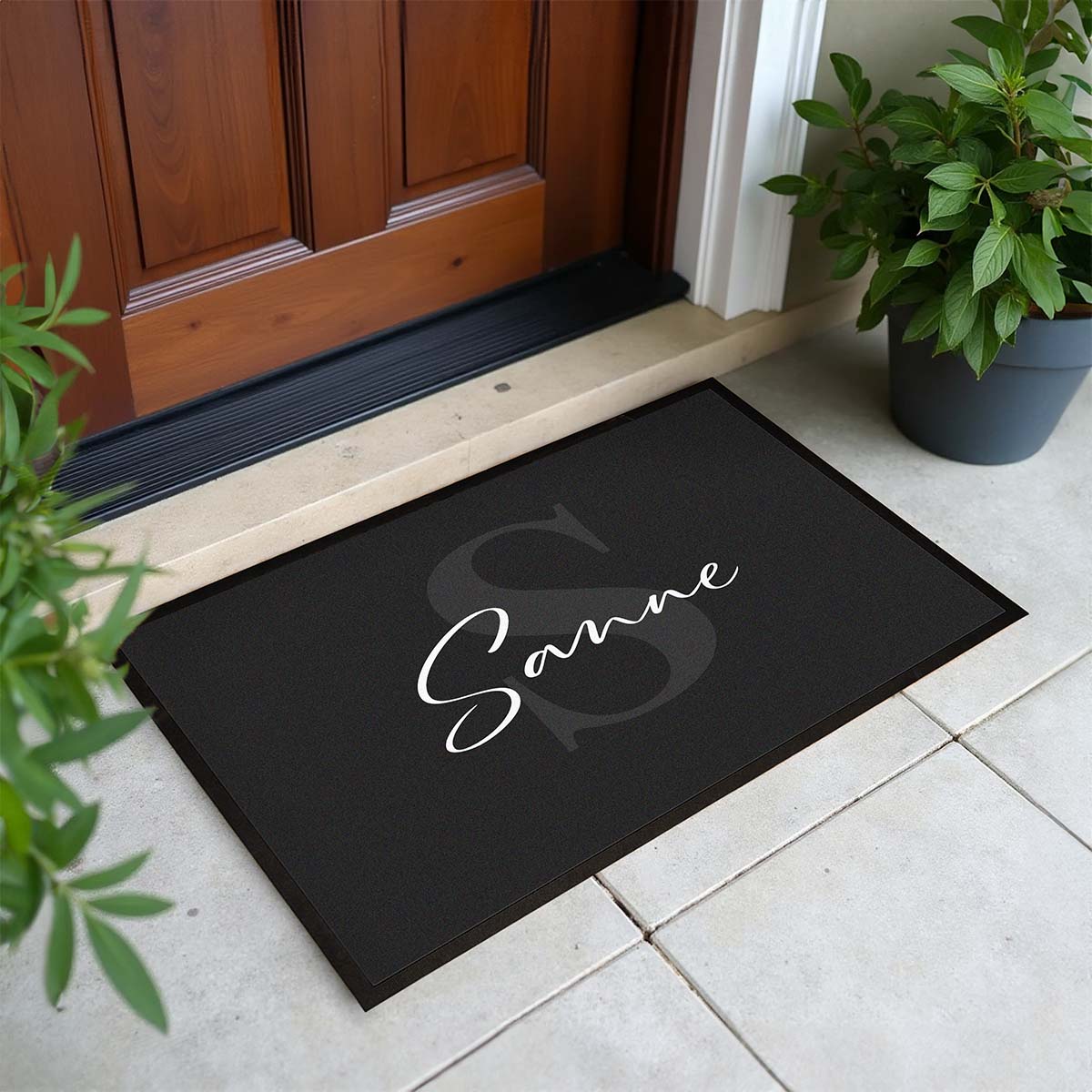 Personlig dørmåtte med monogram