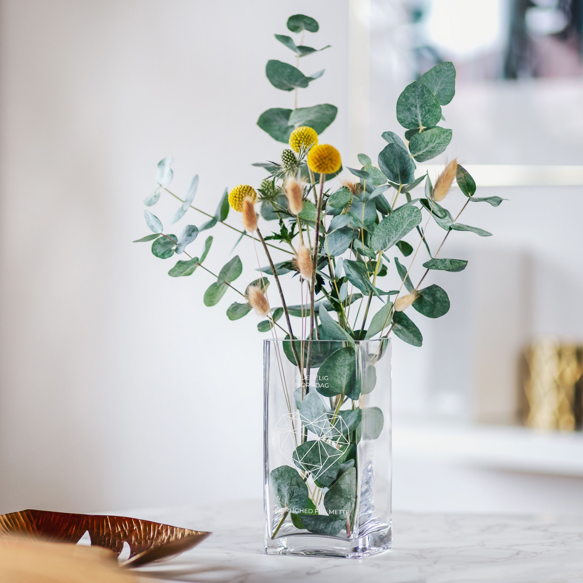 Vase med hjerte og tekst