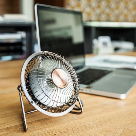 USB-skrivebords-ventilator i bronze