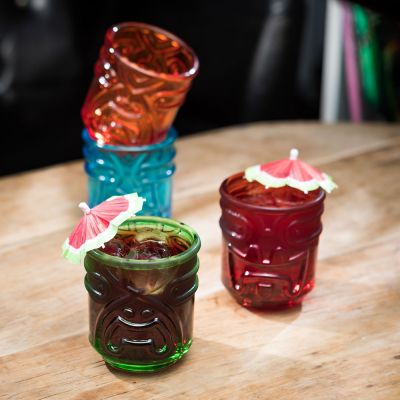 Indflyttergaver - Farverige Tiki cocktailglas - sæt med 4
